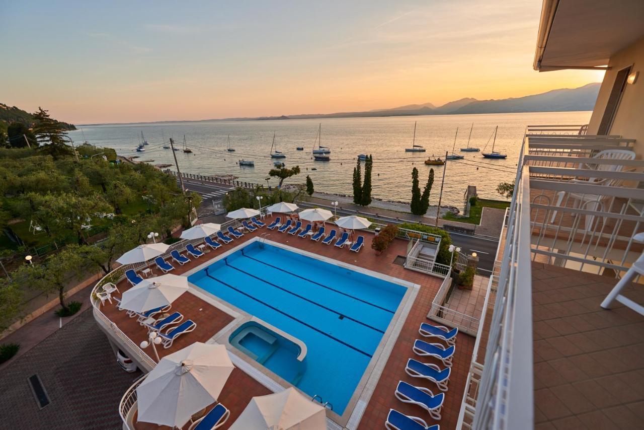 Hotel Benacus Torri Del Benaco Ngoại thất bức ảnh